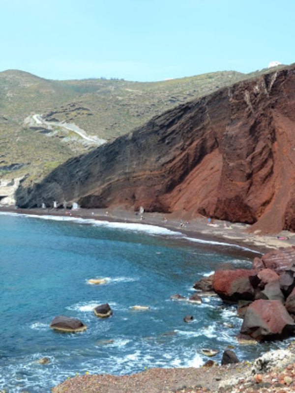 Santorin: au Sud de Fira