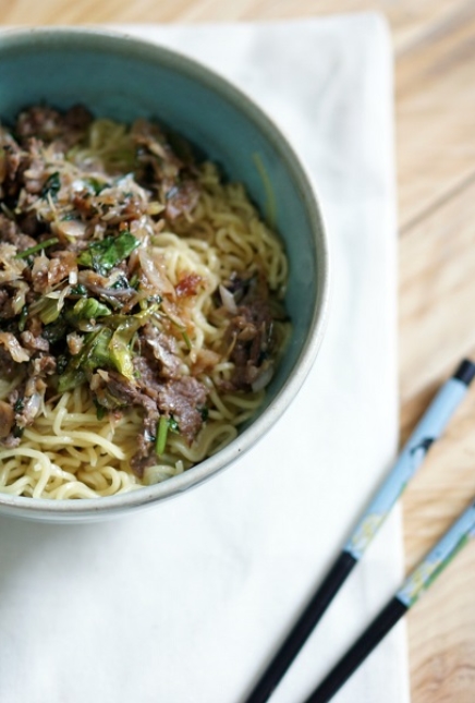 Nouilles sautées au bœuf à la citronnelle