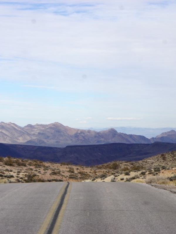 Let’s go on the road: Las Vegas – Death Valley – Santa Cruz