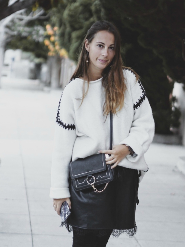 Jupe simili et dentelle