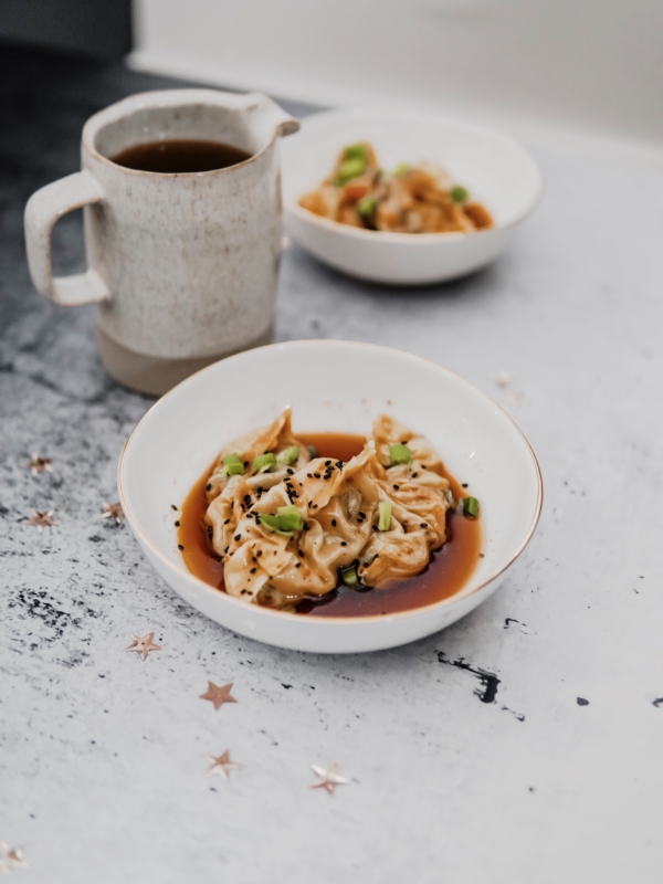 Menu de Noël: Dumplings vegan et bouillon au yuzu