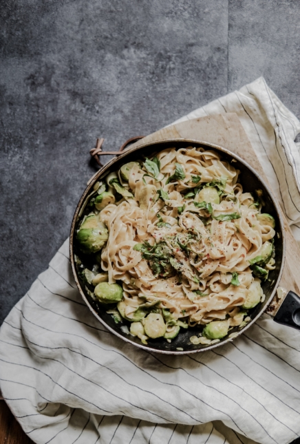 Prête en 10 min: Tagliatelles aux choux de brussels