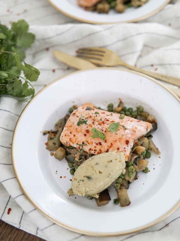 Prêt en 10 min: Truite, aubergines et petits pois
