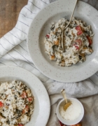 Tarte fine tomates noirs de crimée et nectarines