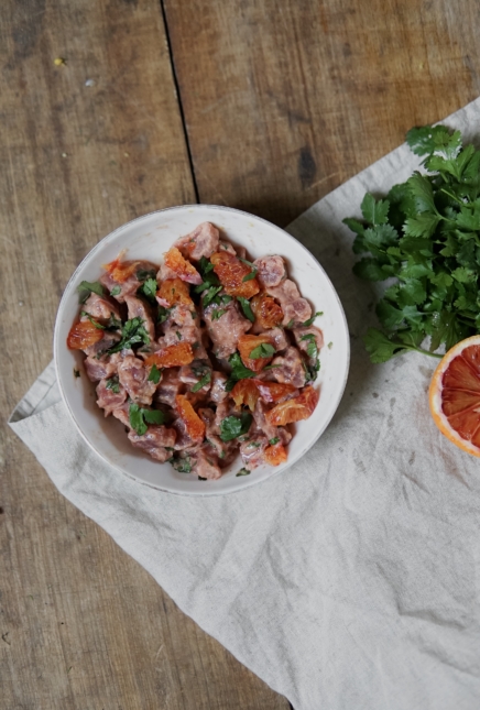 Ceviche de thon à l’orange sanguine et lait de coco